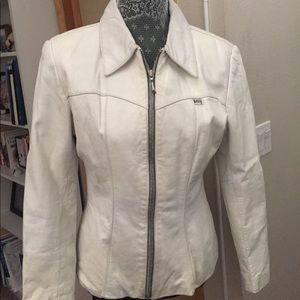 Vintage, white, leather GUESS jacket. Size M